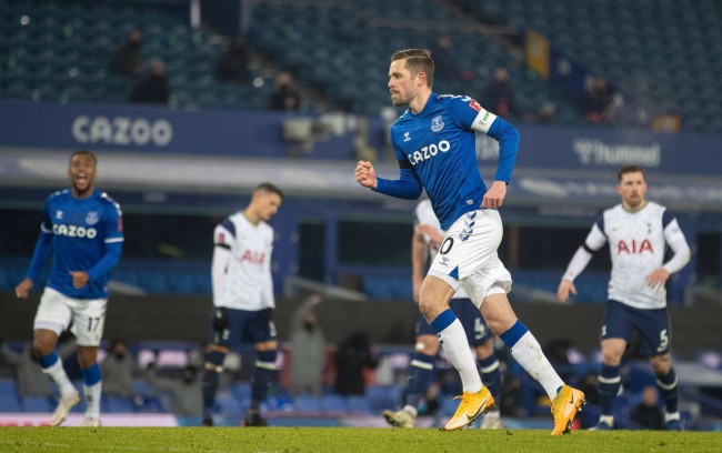 与到诸如闯 与到诸如闯